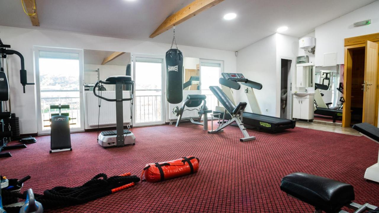 Villa De Luxe Bihac Bagian luar foto