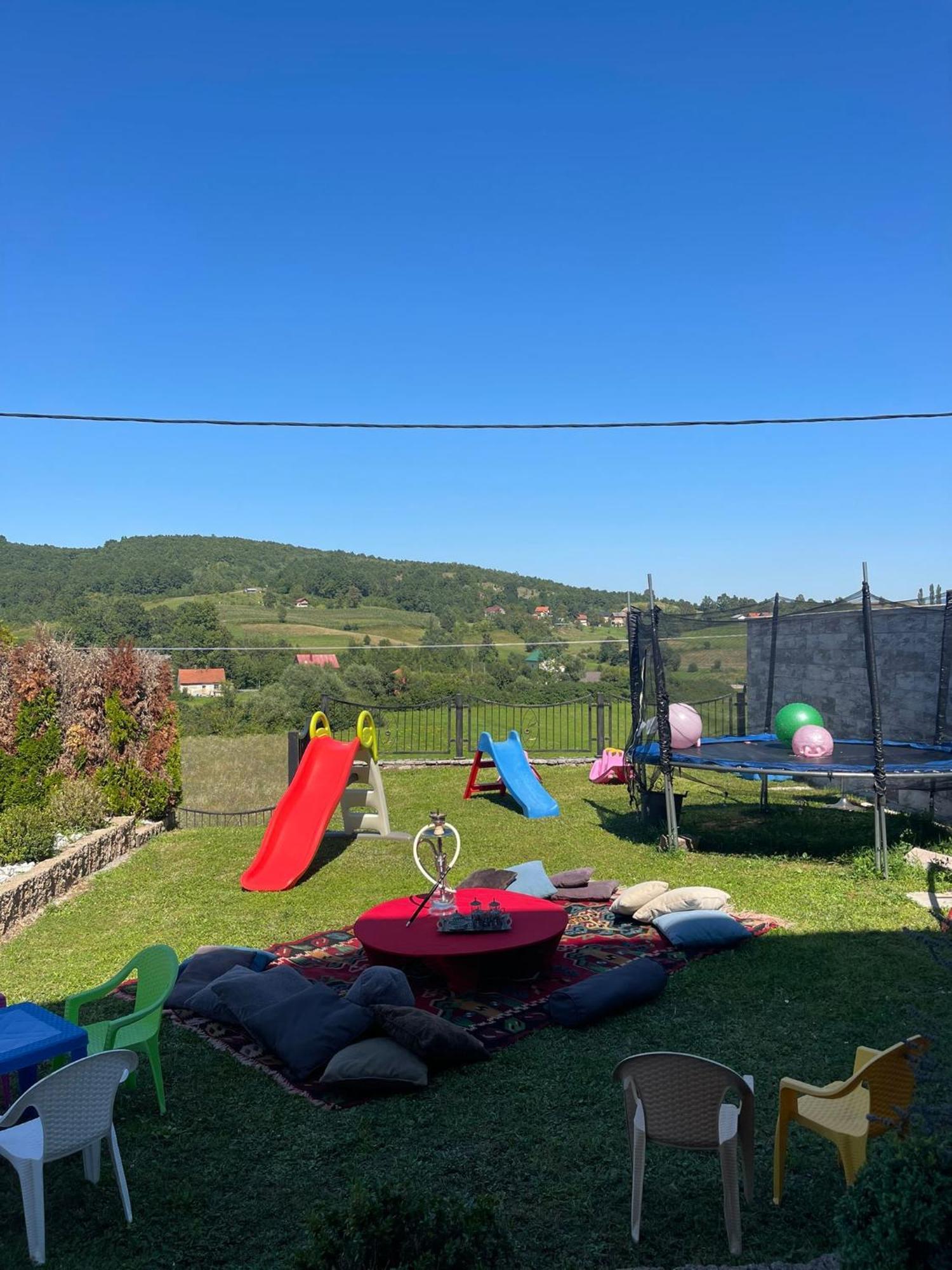 Villa De Luxe Bihac Bagian luar foto